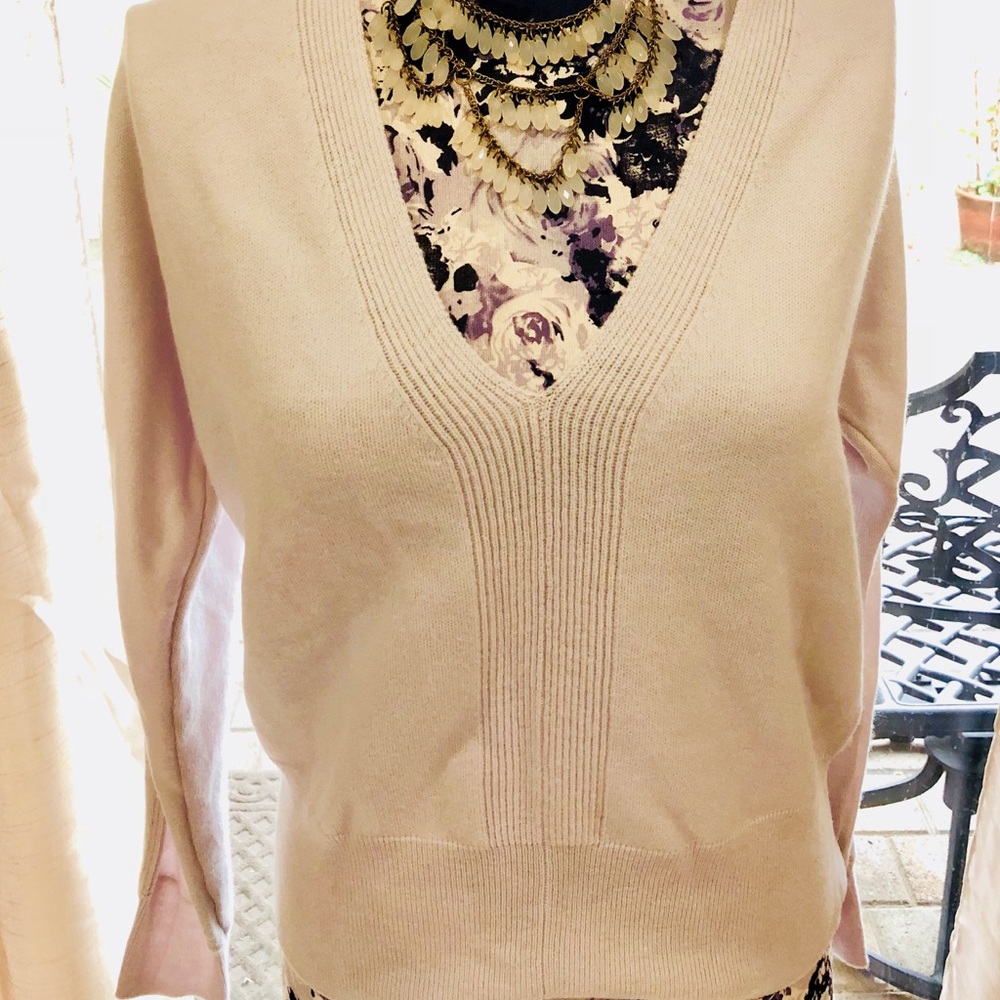 V neck A.L.C sweater